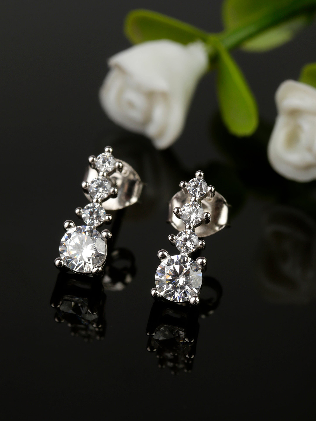 GIVA Woman 925 Sterling Silver Zircon Charming Contemporary Stud Earrings