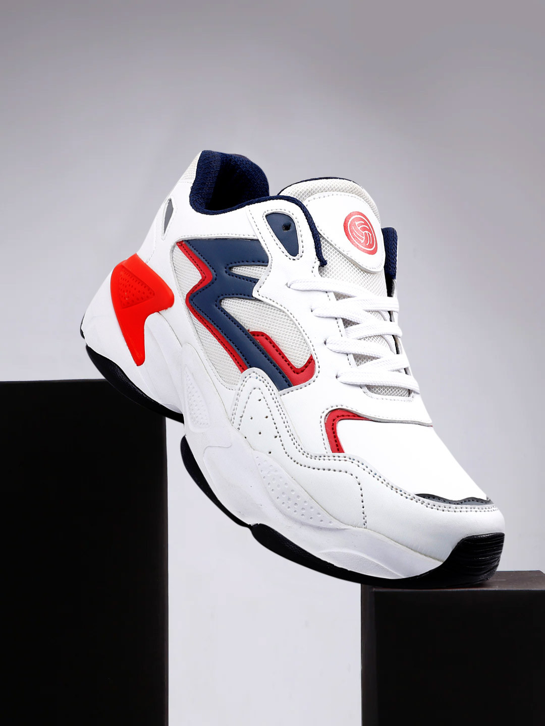 bacca bucci Men White Training or Gym Non-Marking Shoes