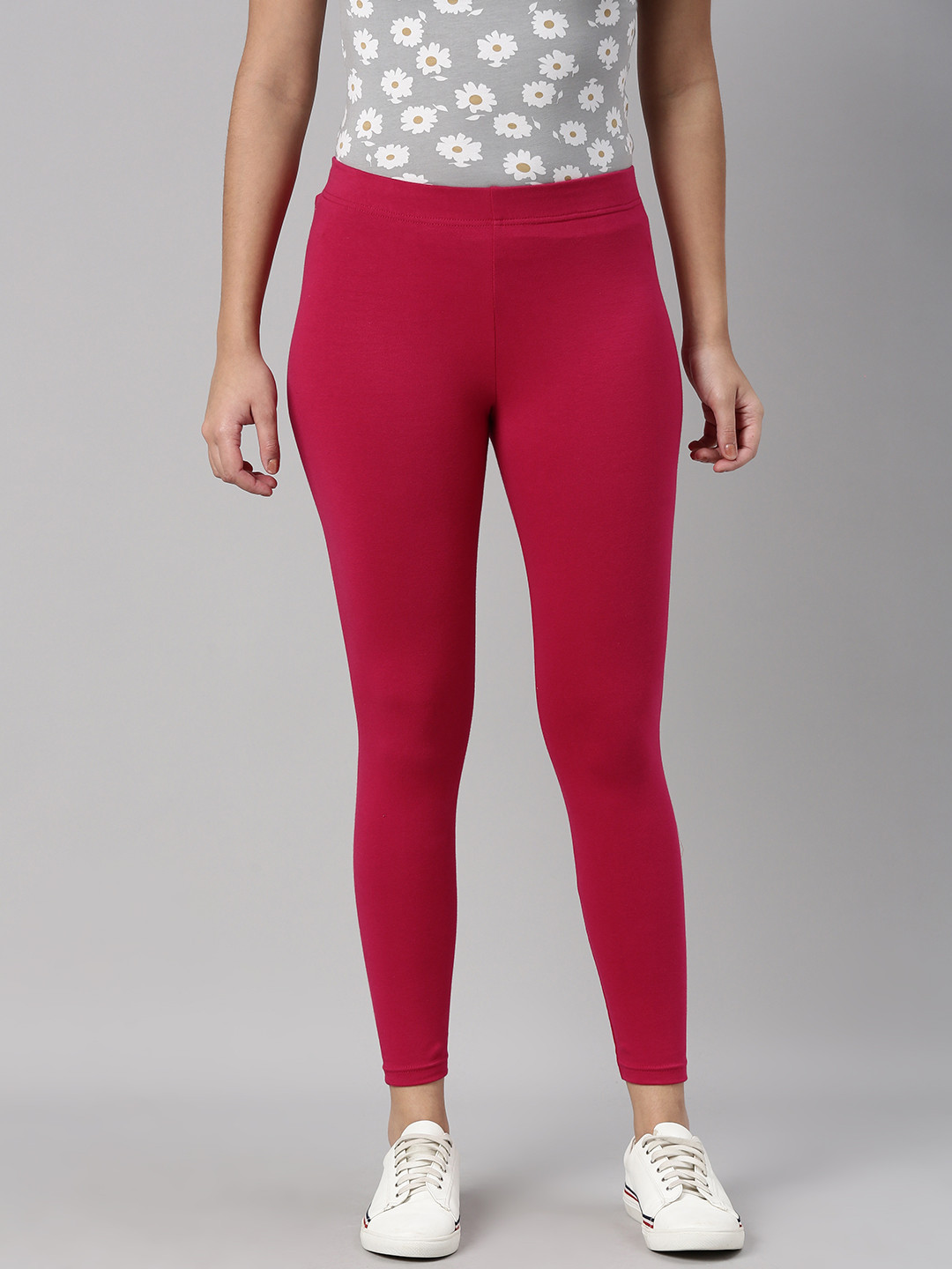 abof Women Magenta Pink Solid Leggings