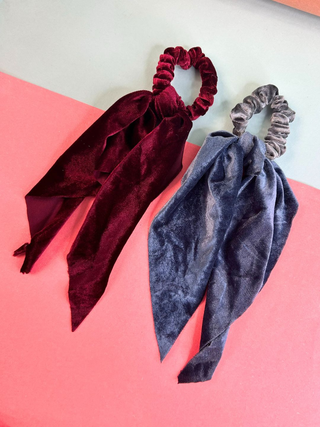 LAIDA Women Blue & Maroon Set of 2 Ponytail Holders with Knot Detail