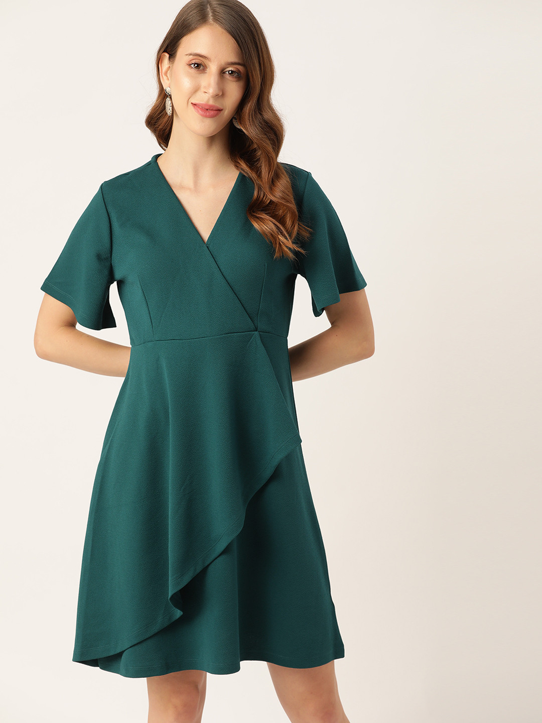 her by invictus Green Solid Wrap Dress