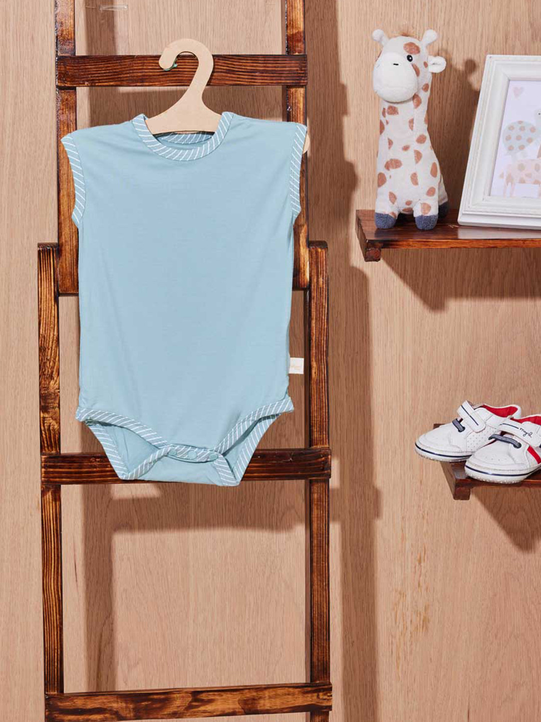 Softsens Infant Boys Teal Green Solid Bodysuit