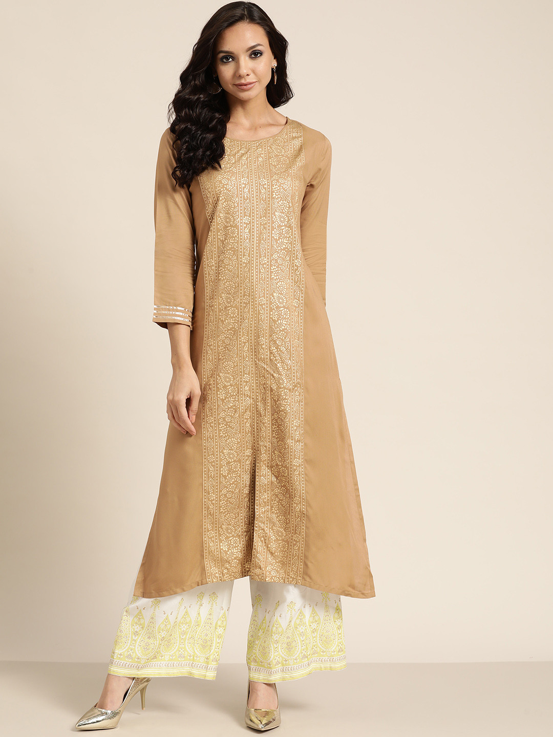 Shae by SASSAFRAS Women Beige & Golden Foil Print Panelled Liva Straight Kurta