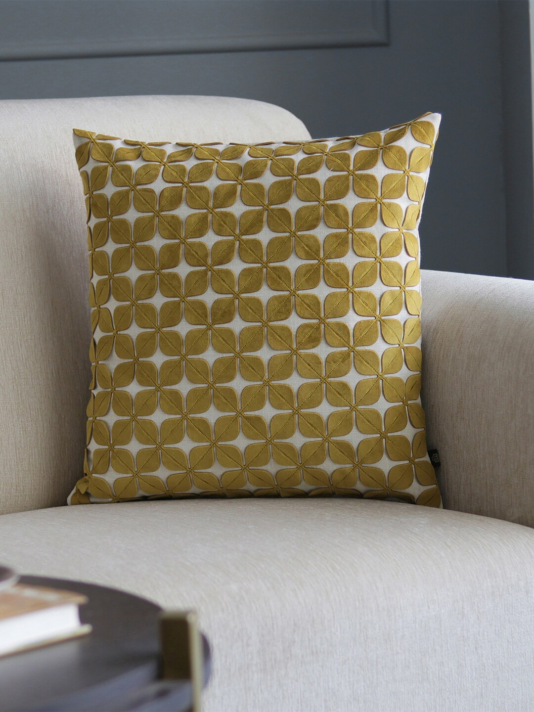 GM Green Floral Velvet Durable Patchwork Square Cushion Cover -16x16In