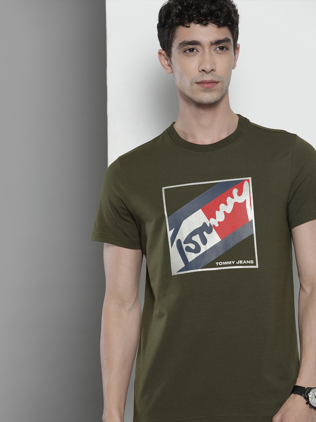 Tommy Hilfiger Men Olive Green Brand Logo Printed Slim Fit T-shirt