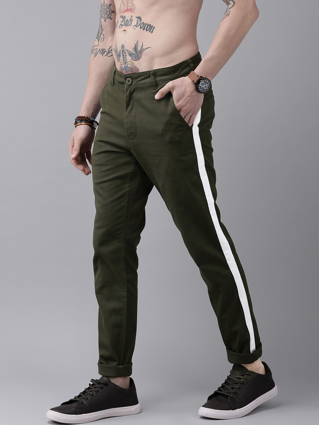 Roadster Men Green Striped Trousers