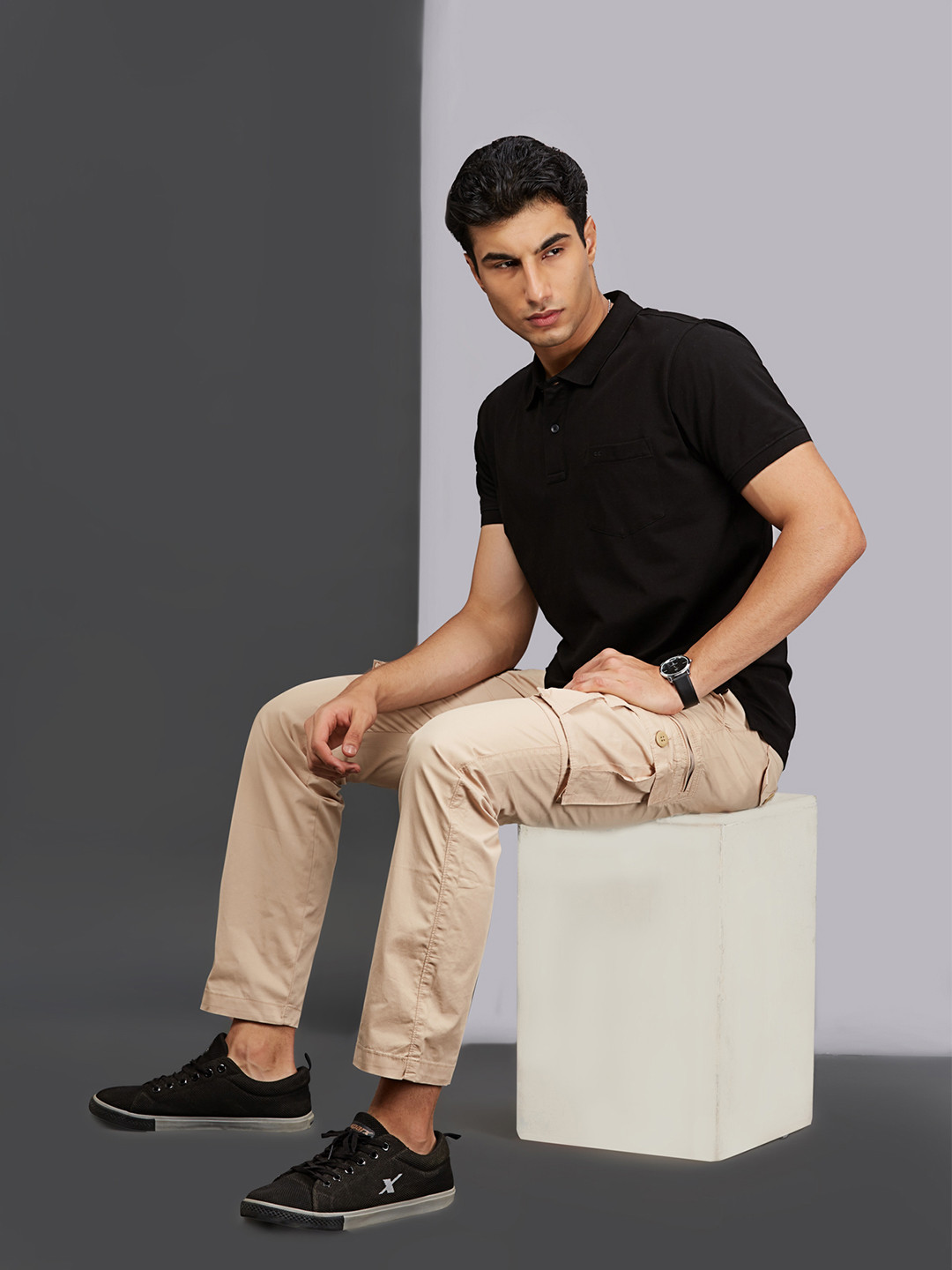 beevee Men Beige Cargos Trousers