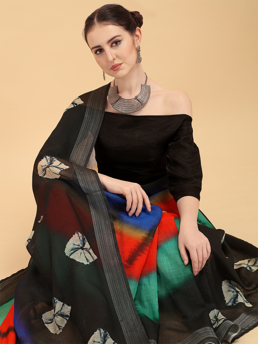 Sangria Black & Green Printed Pure Linen Saree