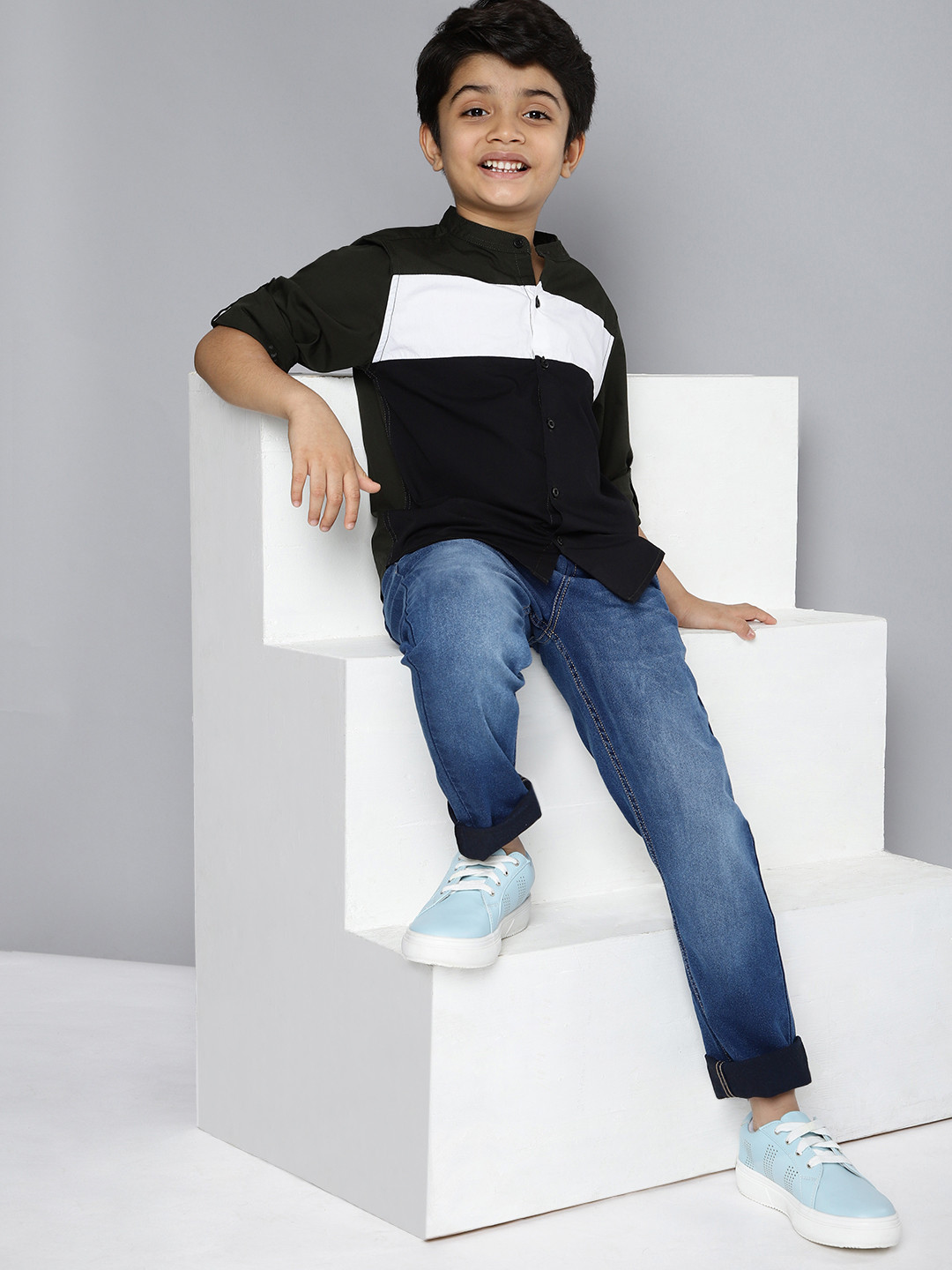 HERE&NOW Boys Black & Olive Colourblocked Casual Shirt