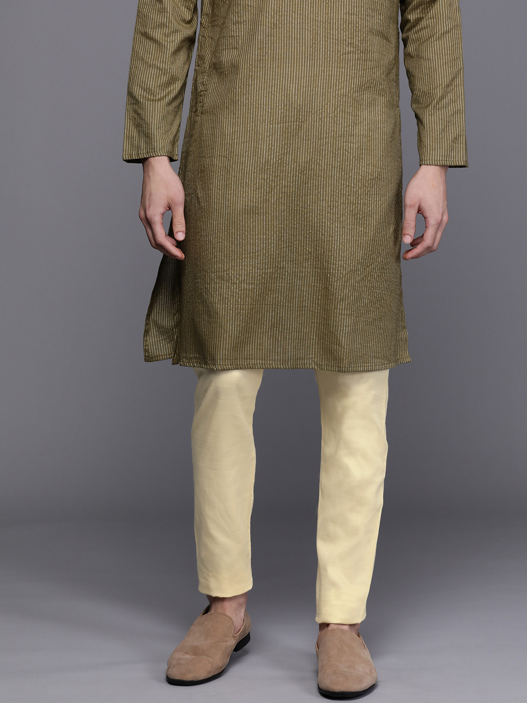 Manyavar Men Cream-Coloured Solid Pencil Fit Cotton Pyjamas