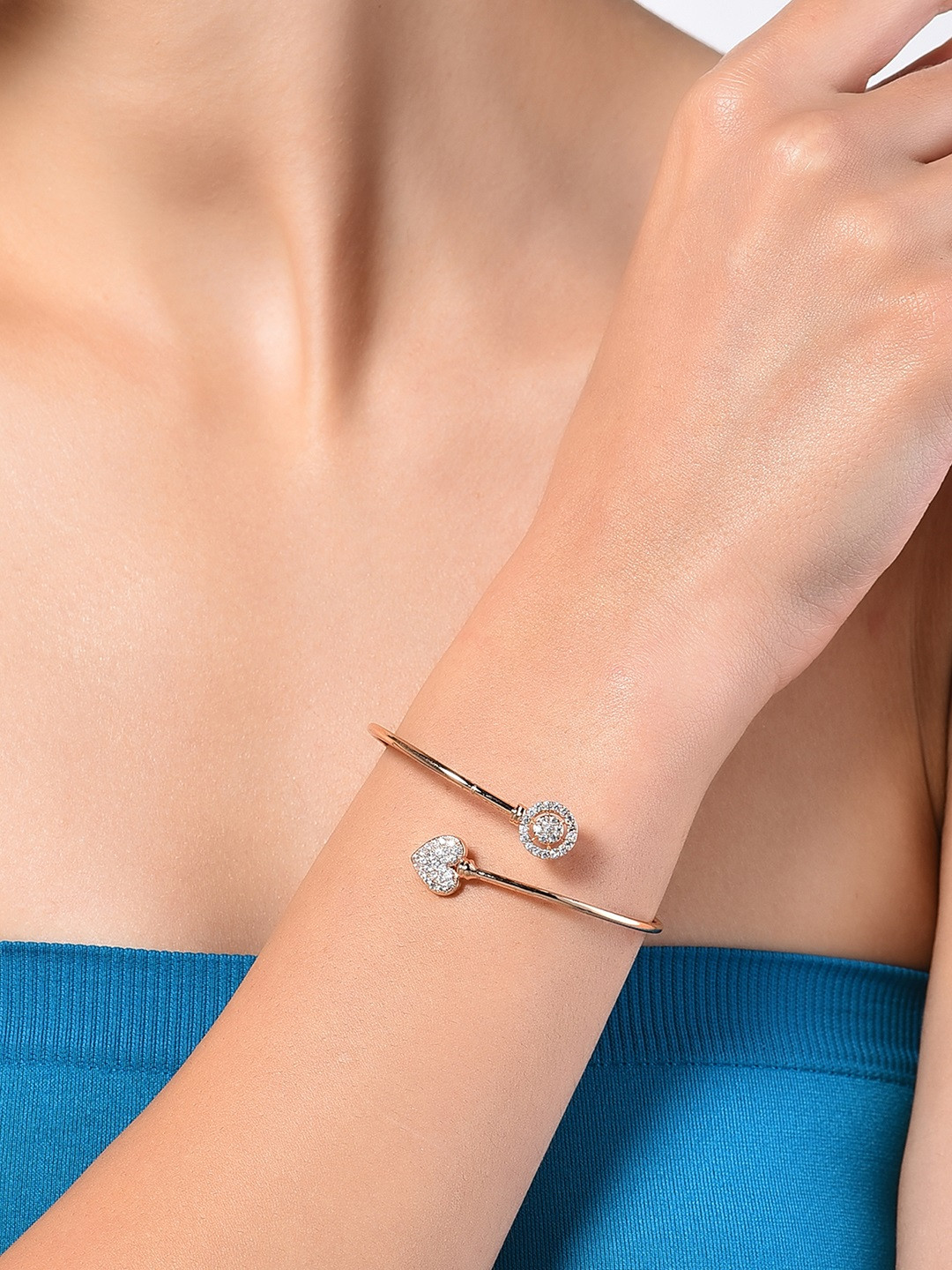 AMI Women Rose Gold & White Brass Cubic Zirconia Heart Kada Bracelet