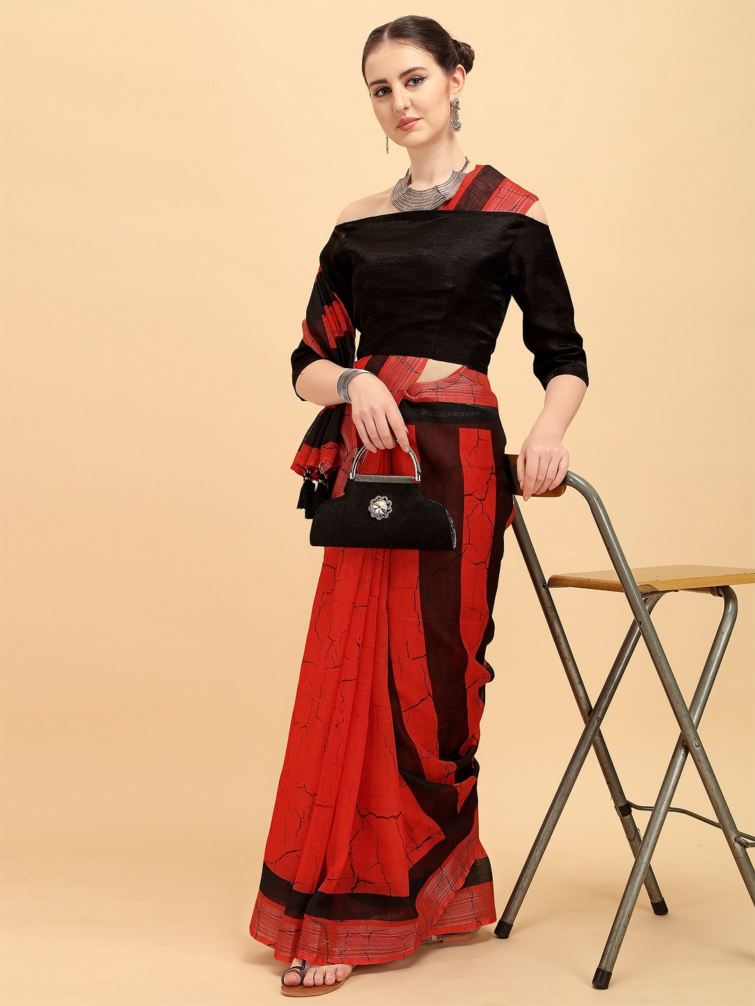 Sangria Red & Black Pure Linen Saree
