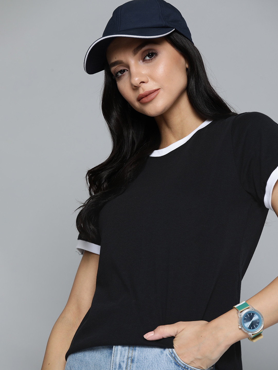 Harvard Women Black Solid T-shirt
