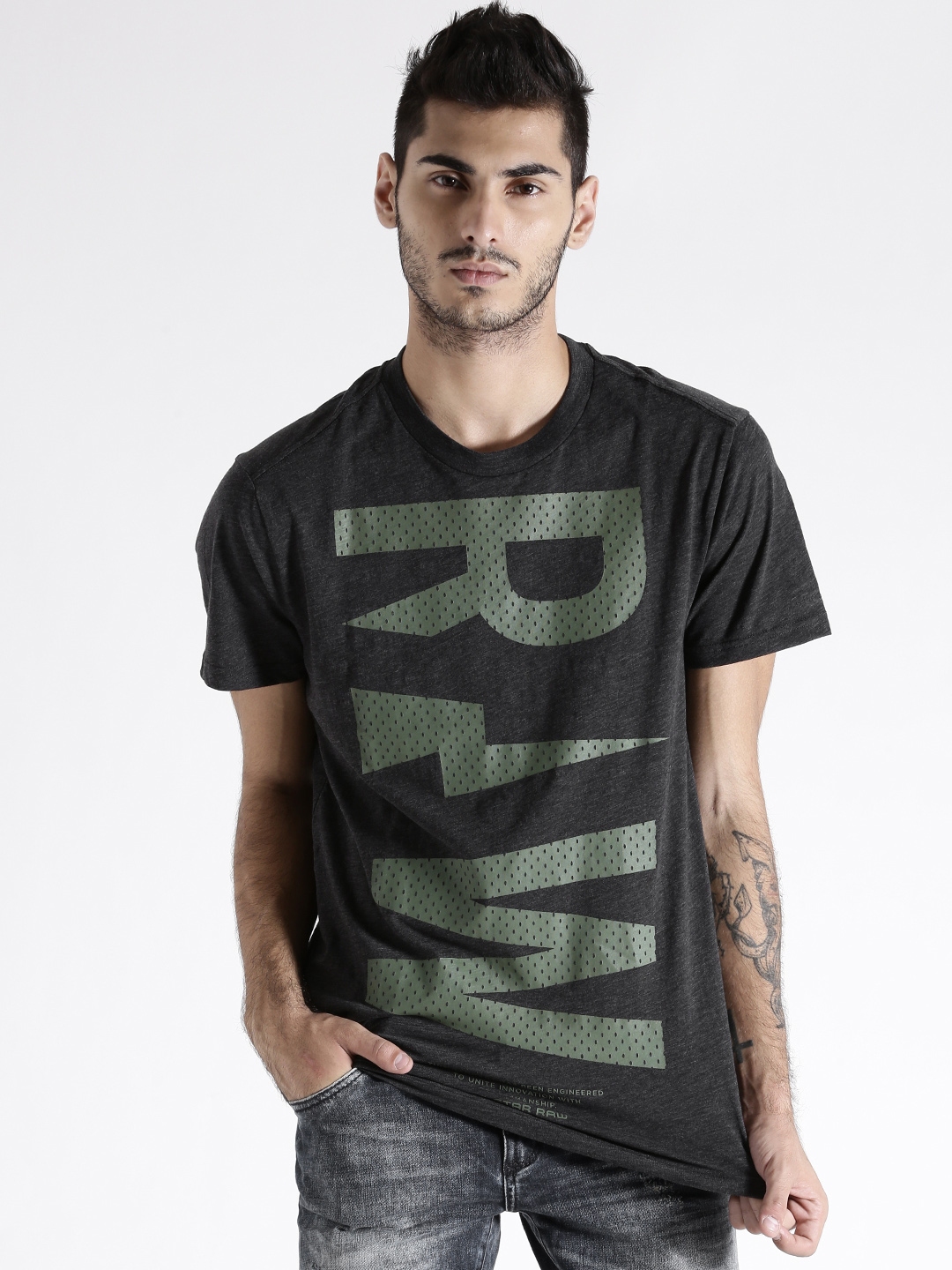 T shirt on deals myntra