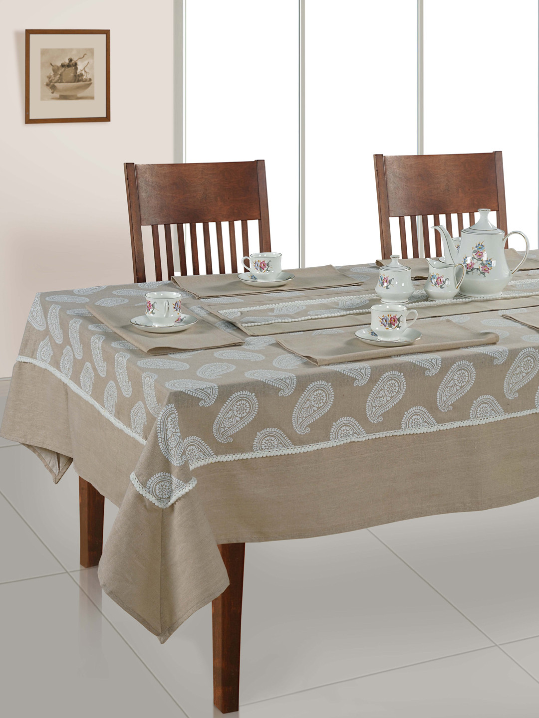 SWAYAM Beige & White Printed Cotton 6-Seater Table Linen Set