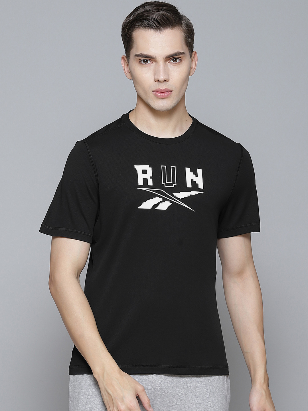 Reebok Men Black Running Essential SS Graphic Print T-Shirt