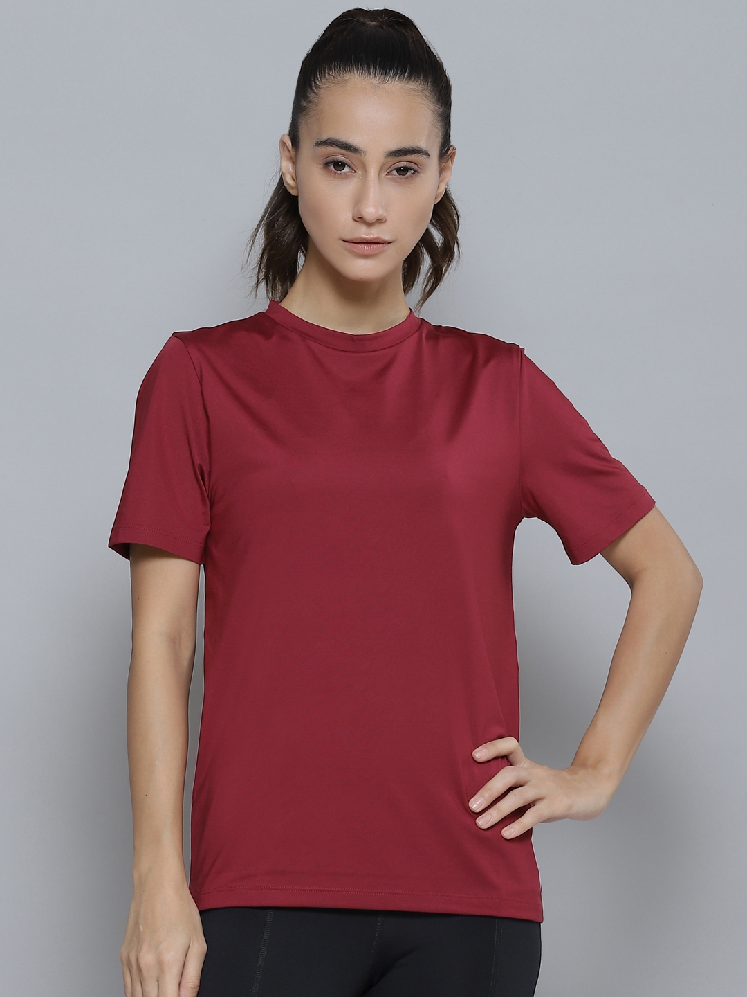 Reebok workout maroon on sale