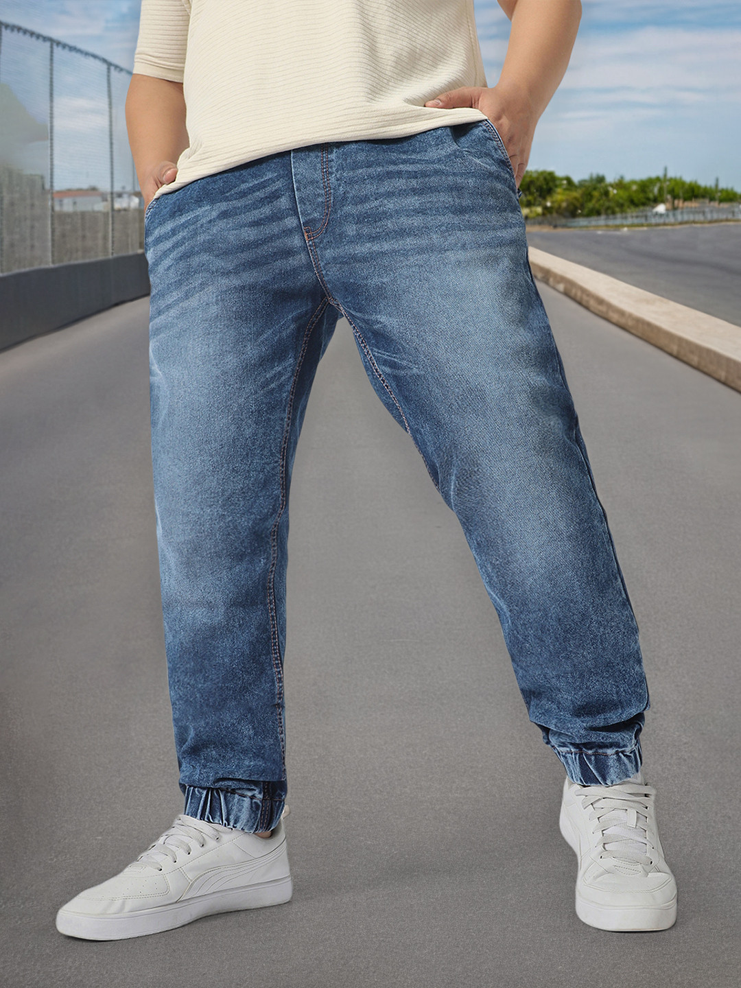 Urbano Plus Men Blue Acid Washed Heavy Faded Jeans
