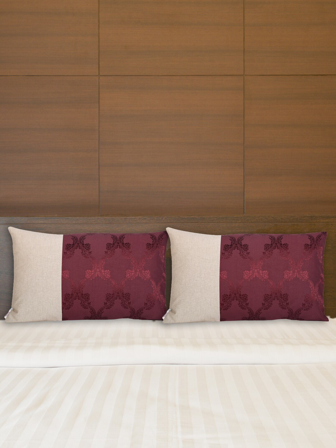 Home Set Of 2 Cream-Coloured & Burgundy Colourblocked Cotton Pillow Covers