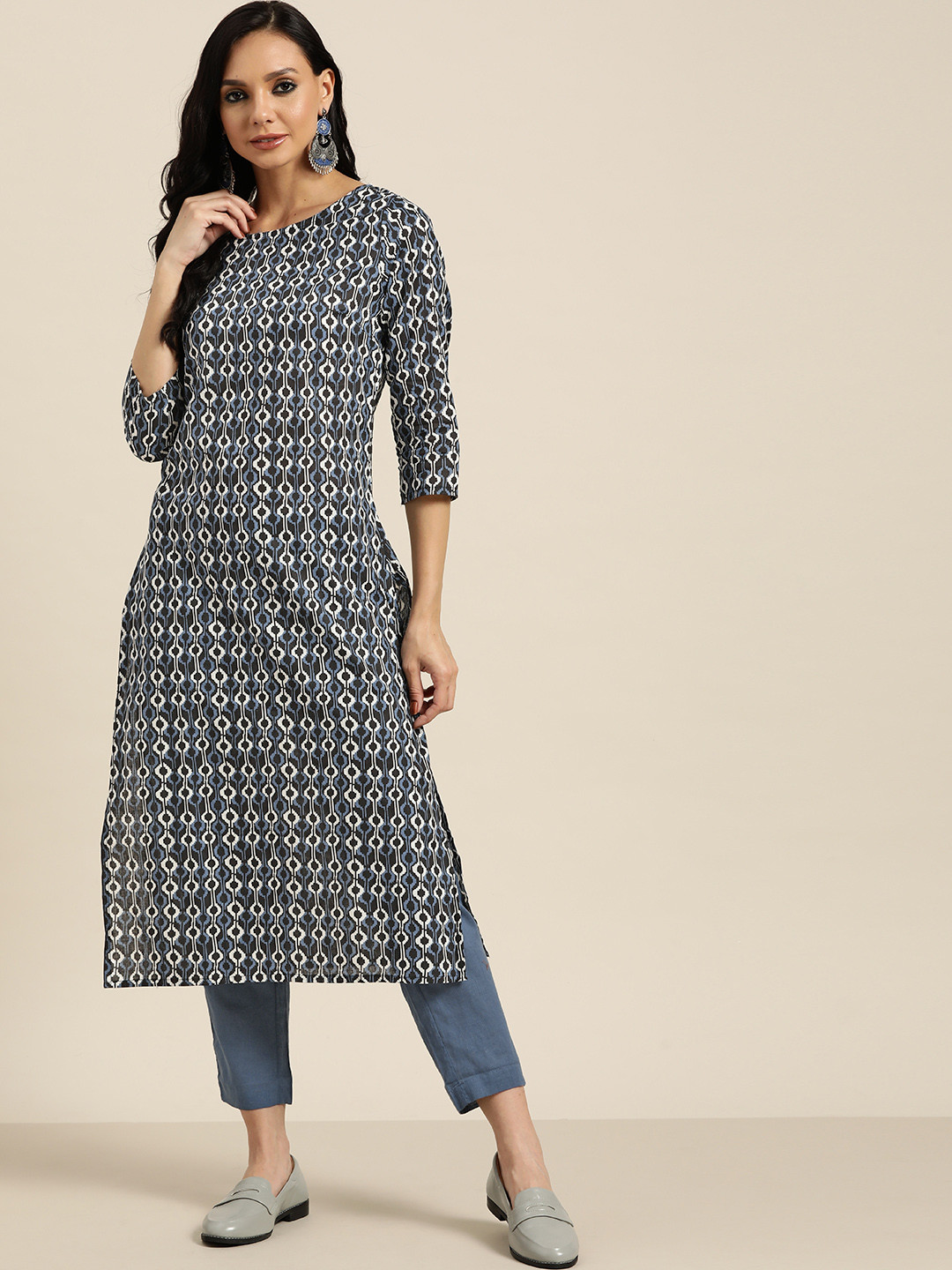 Sangria Women Black & Blue Cotton Printed Regular Pure Cotton Kurta with Trousers