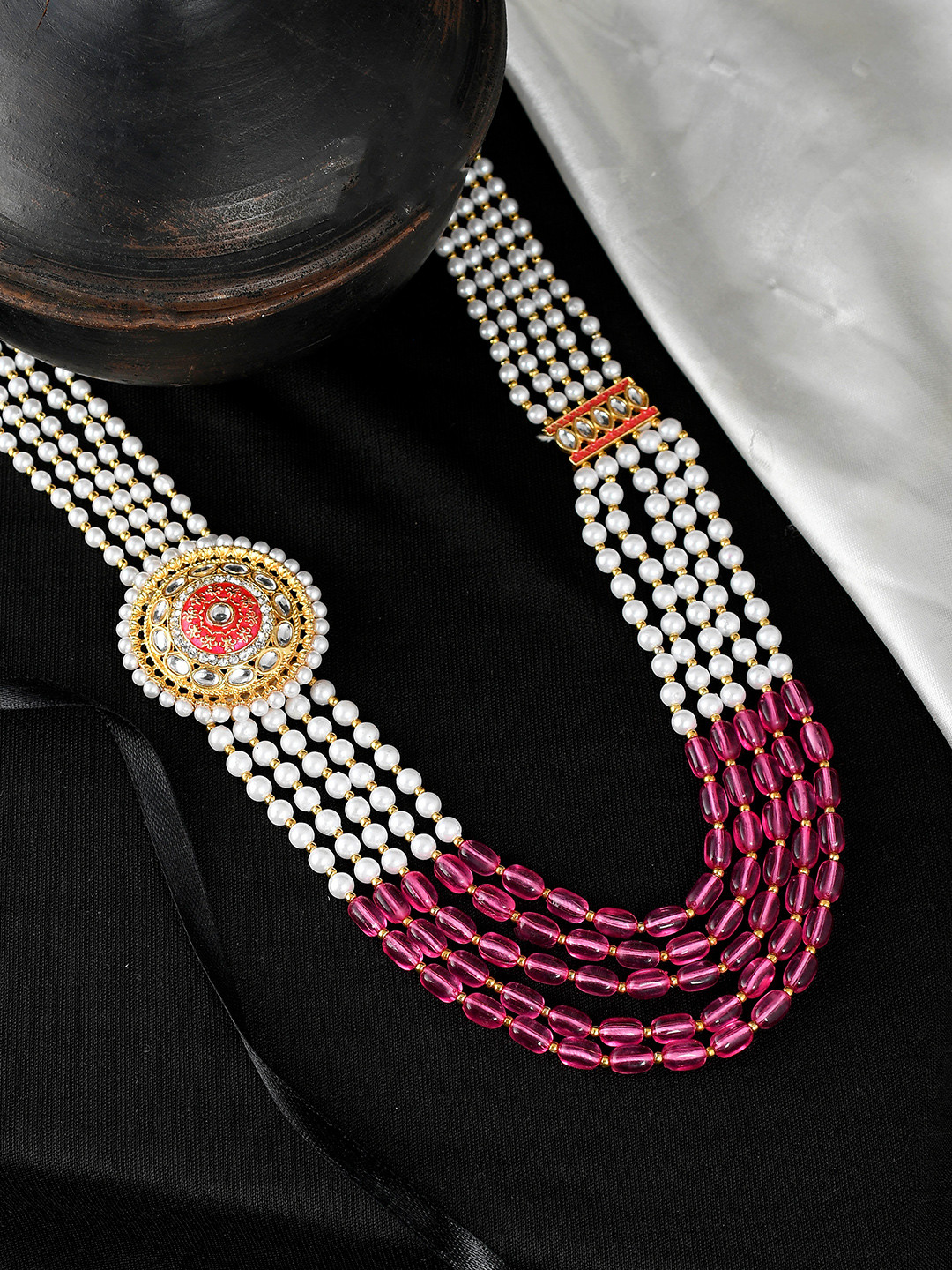 Silvermerc Designs Unisex White & Pink Brass Gold-Plated Layered Kundan Brooch Necklace