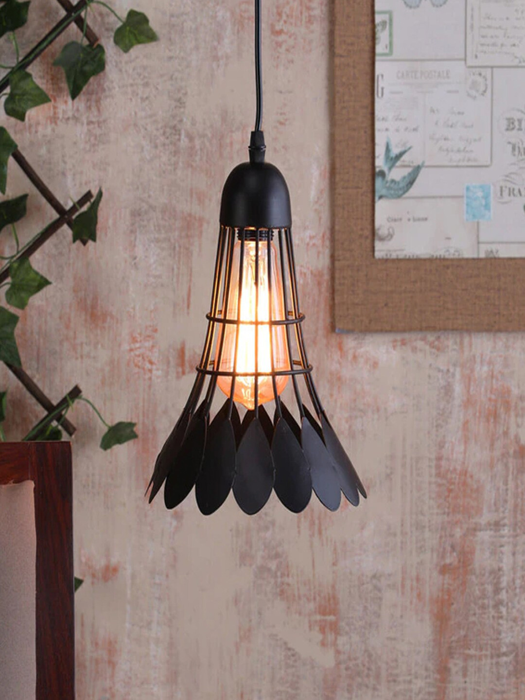 MFD HOME FURNISHING Black & Transparent Iron Quirky Pendent Light