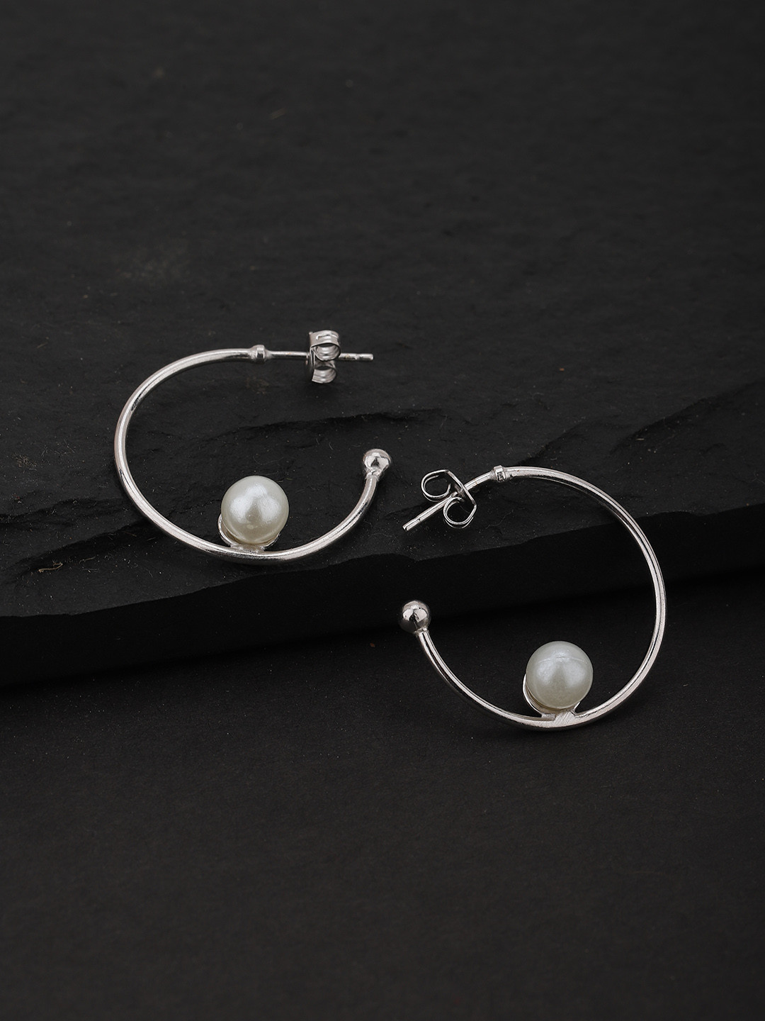 Carlton London Off White & Silver-Toned Rhodium-Plated Beaded Half Hoop Earrings