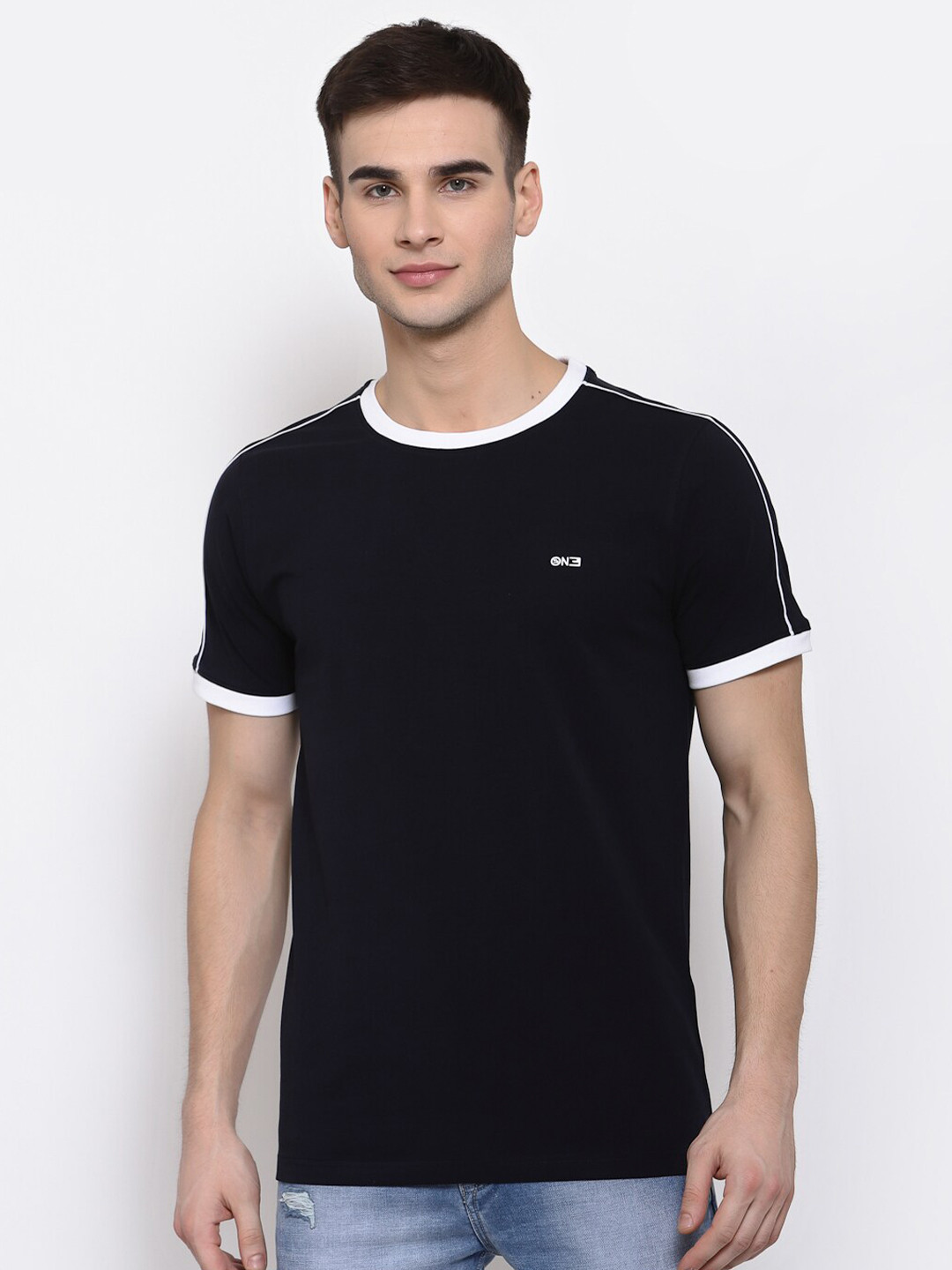 513 Men Navy Blue Regular Fit T-shirt