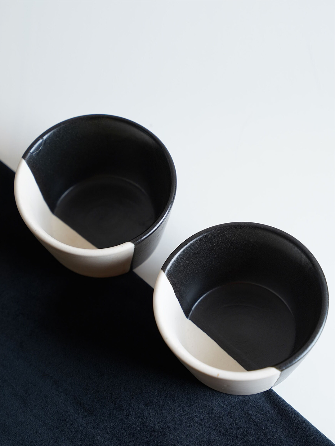 Folkstorys Black & White 2 Pieces Handcrafted Printed Ceramic Matte Bowls