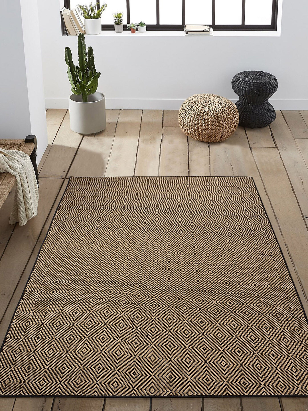 Saral Home Black & Beige Geometric Modern Cotton Carpet