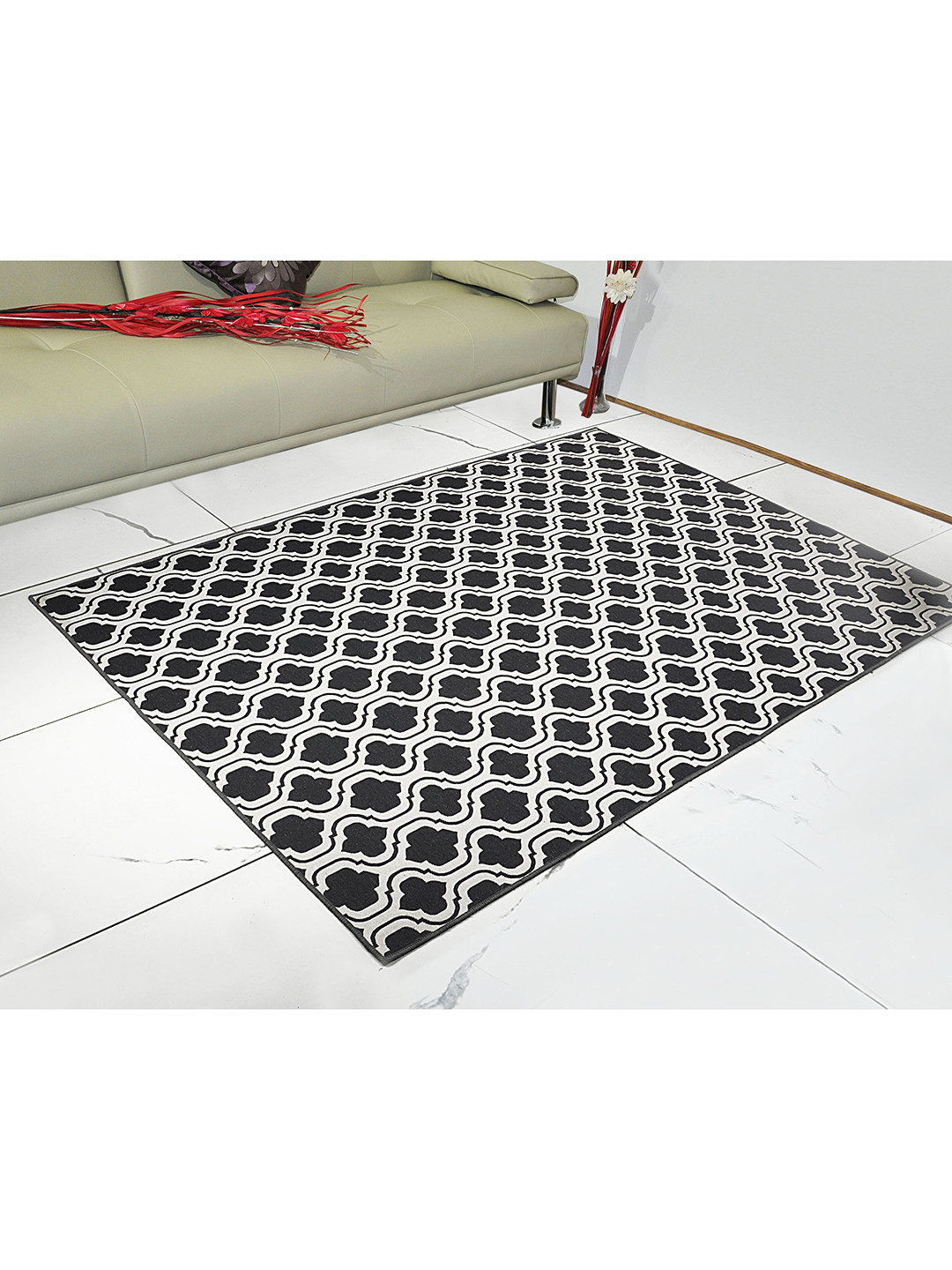 Saral Home Charcoal Grey & White Geometric Printed Cotton Modern Carpet