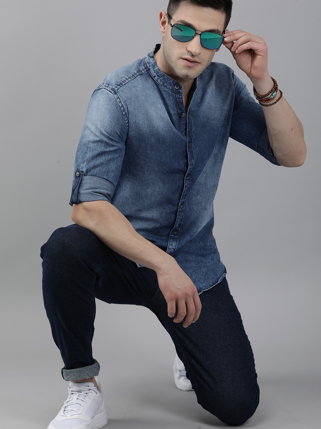 Roadster Men Blue Solid Regular Fit Acid Wash  Cotton Casual Denim Shirt