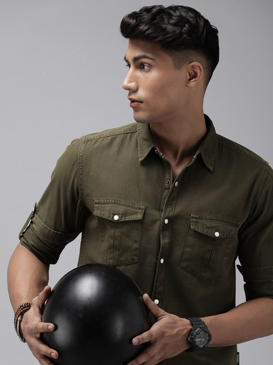 Roadster Men Olive Green Splid Roll Up Sleeves  Cotton  Casual Shirt