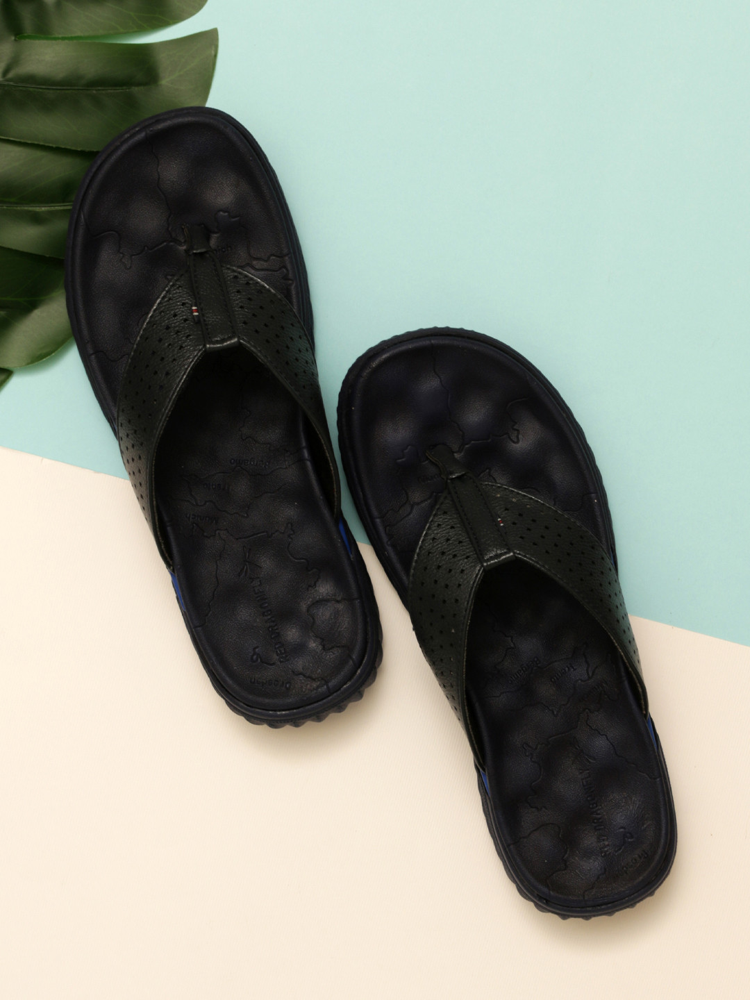 Big Fox Men Navy Blue Thong Sandals