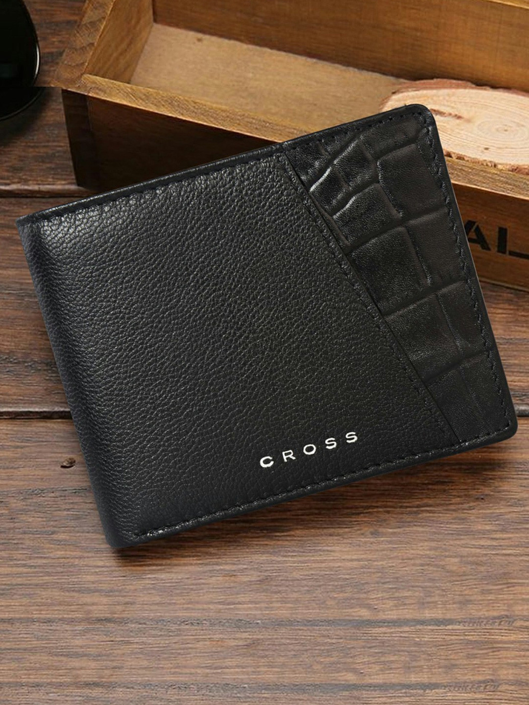 Cross Men Black Textured Seneca Slim Wallet