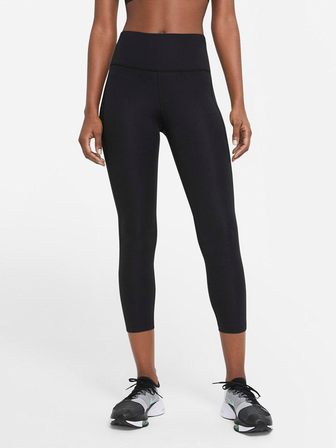 Nike Women Black Solid Leggings