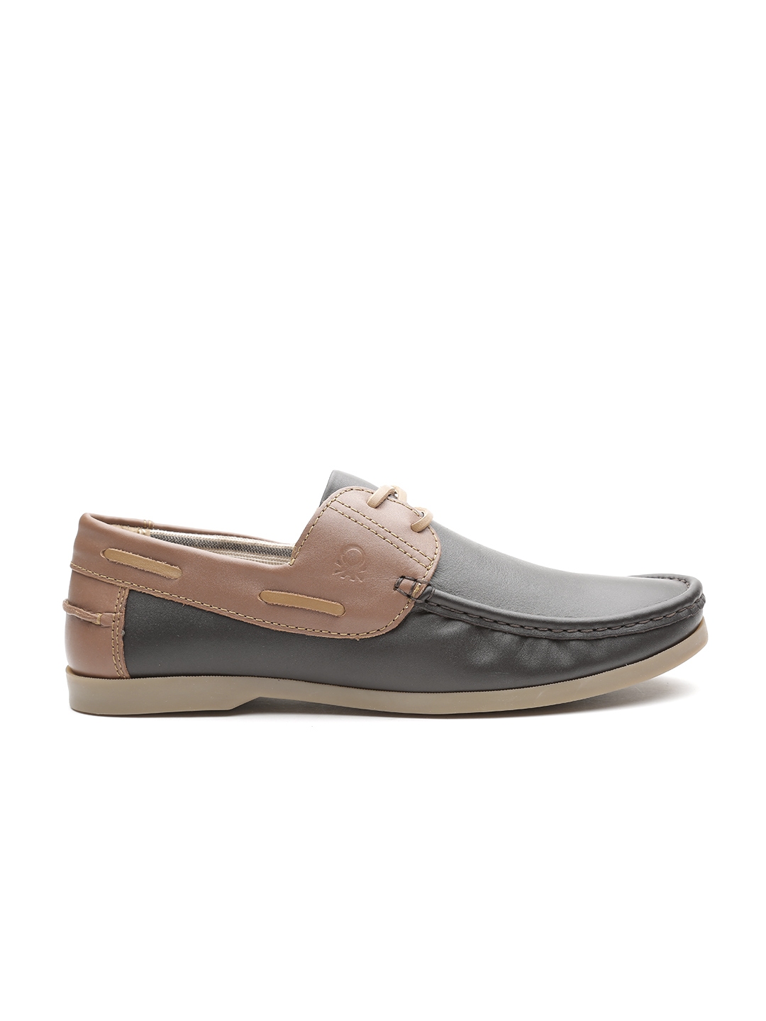 United colors of benetton boat shoes discount