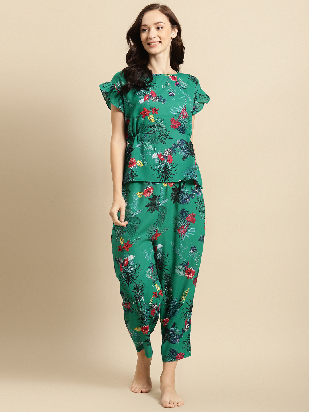 WoowZerz Women Green & Red Floral Printed Night suit