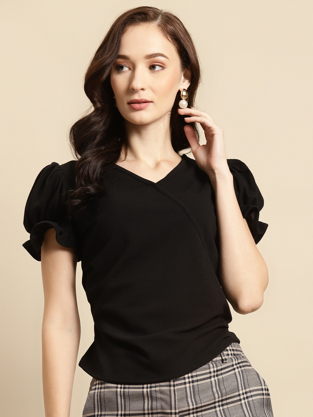 WoowZerz Black Puff Sleeve Wrap Top