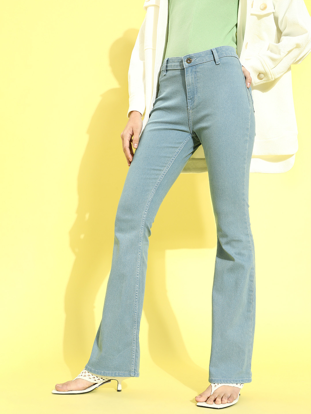 Roadster Women Stunning Blue High-Rise Bootcut Stretchable Jeans