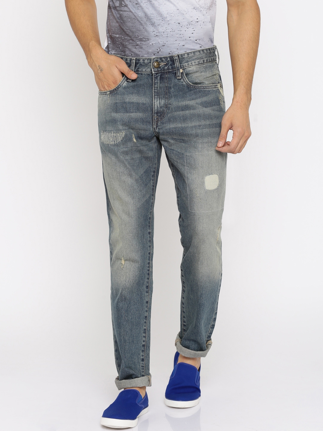 Distressed store jeans myntra