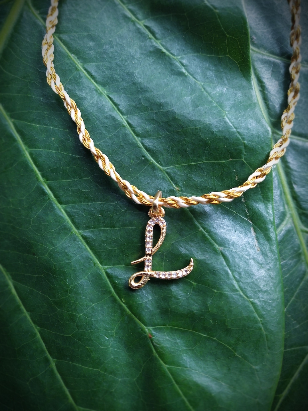 Digital Dress Room Men Gold-Plated White & Cream-Coloured AD-Studded L Alphabet Customized Pendant Thread Rakhi