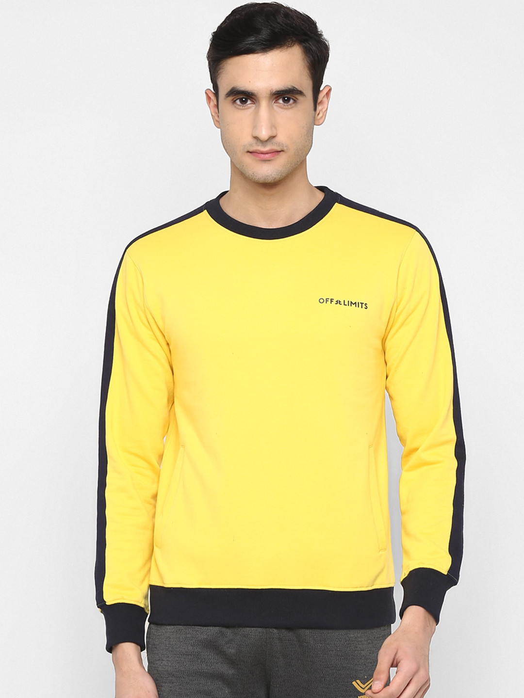 OFF LIMITS Men Yellow and Black Solid Pullover Sweatshirt