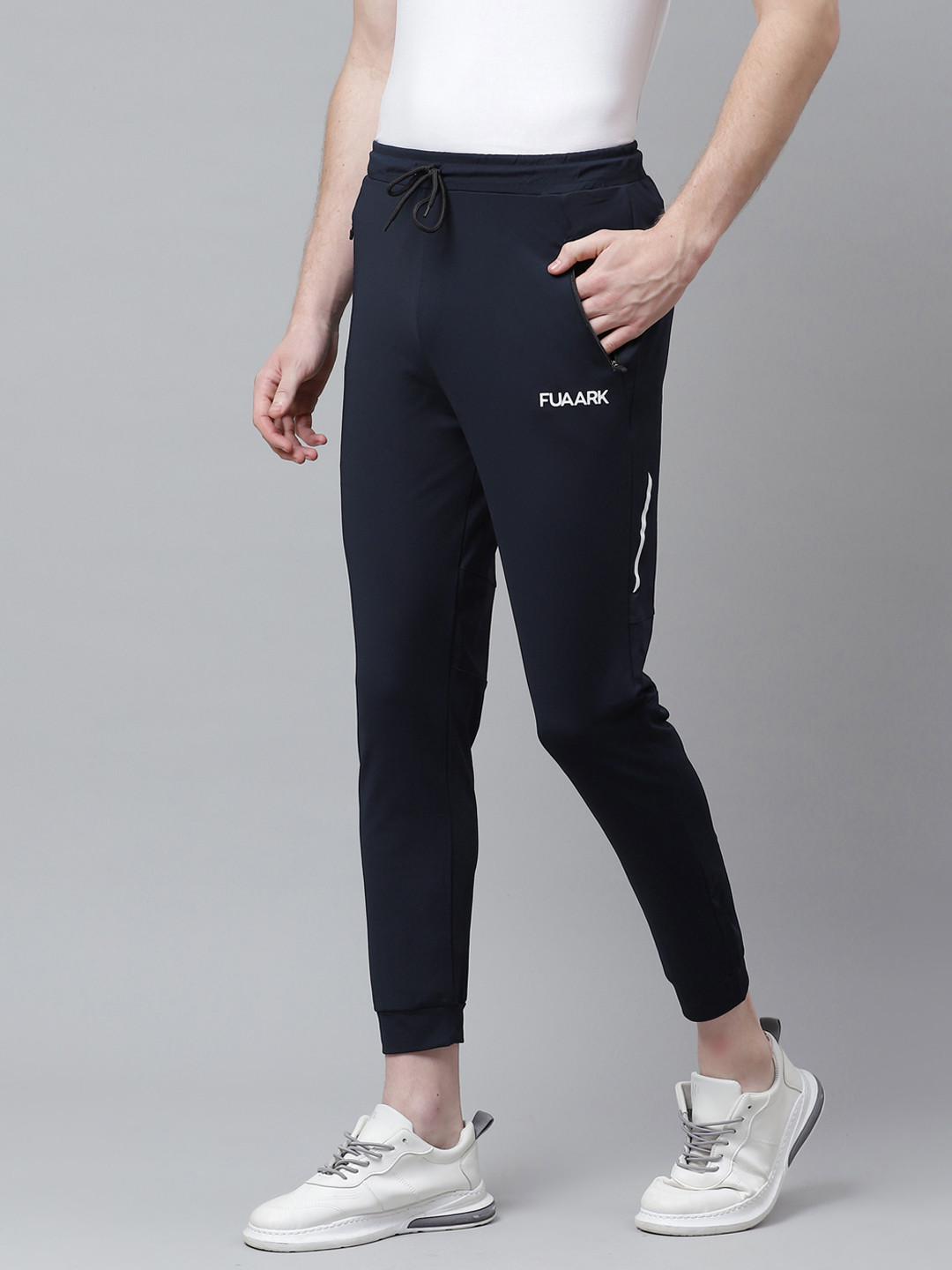 Fuaark Men Navy Blue Solid Slim Fit Training Joggers