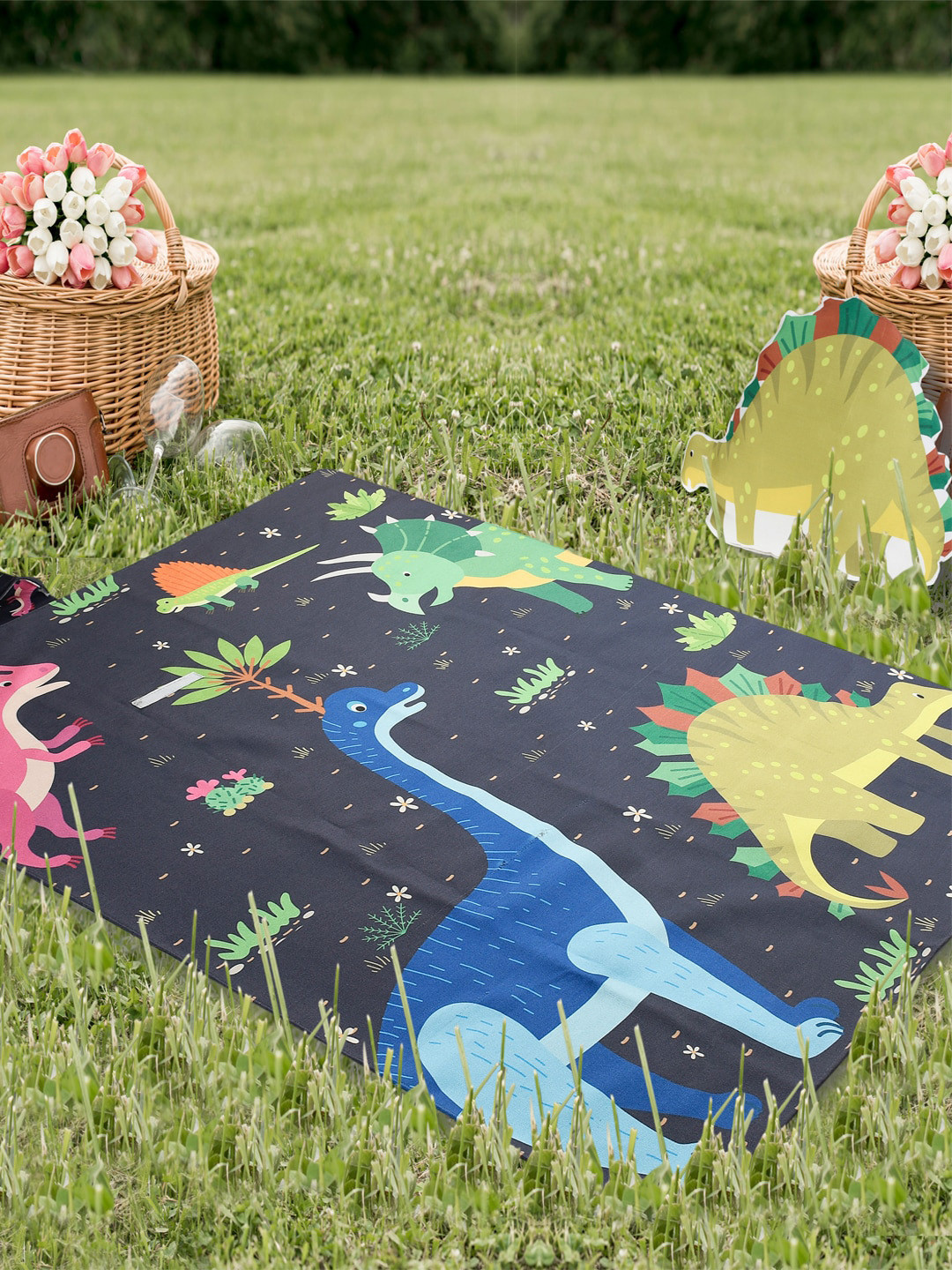 Saral Home Navy Blue Dinosaur Printed 452 GSM Picnic Mat