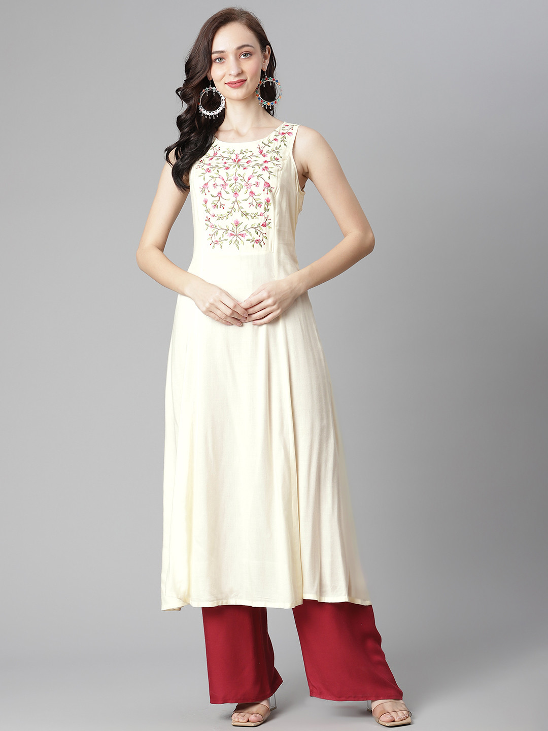 Poshak Hub Women Off White & Maroon Ethnic Motifs Yoke Design Thread Work Kurta