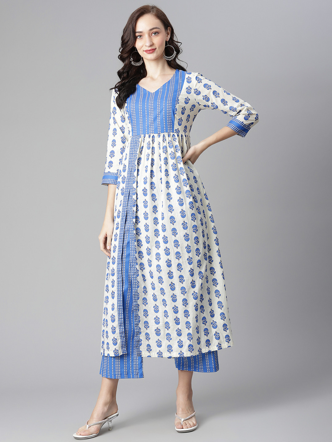Poshak Hub Women Off White & Blue Printed High Slit Pure Cotton Kurta with Palazzos