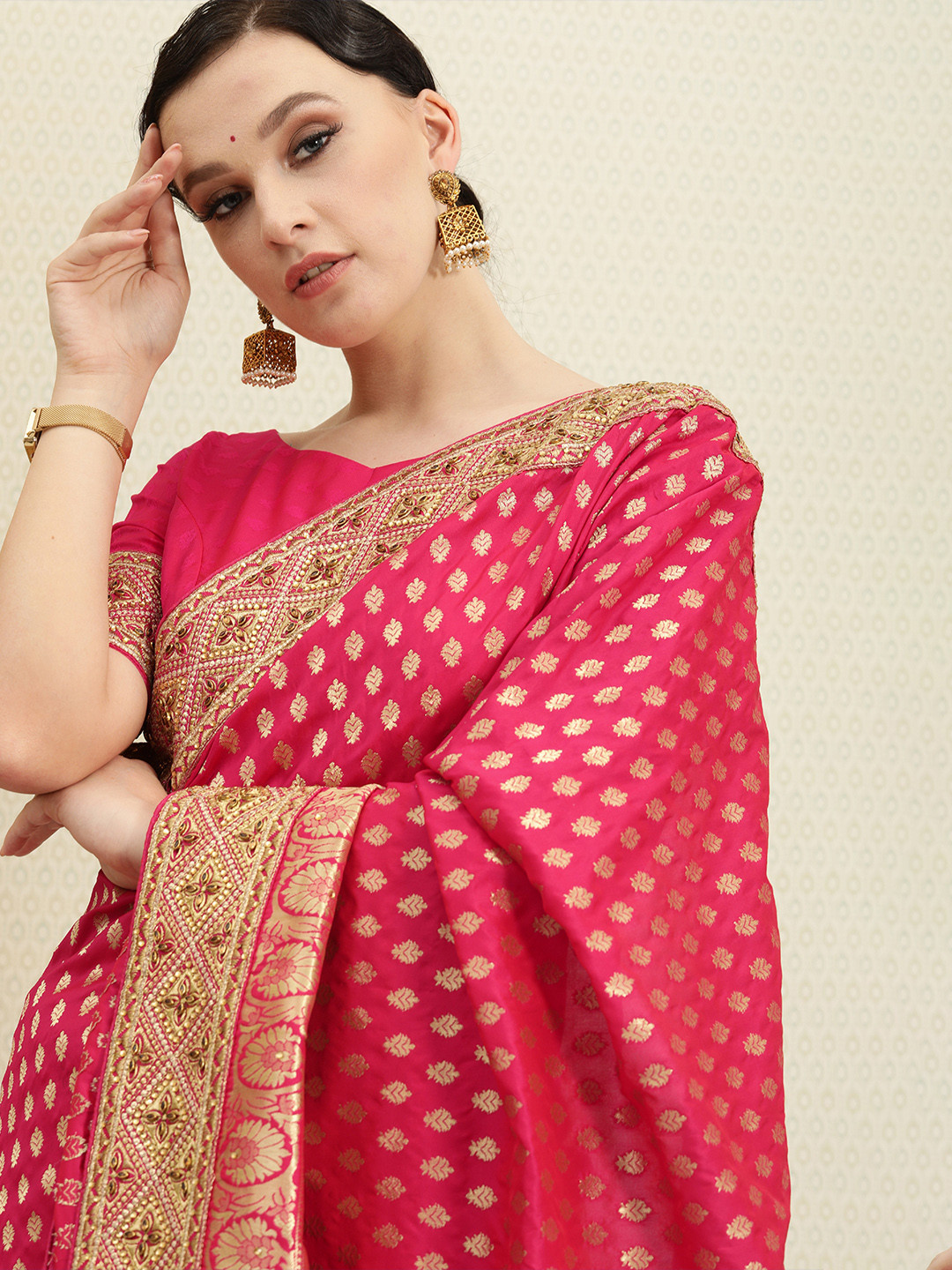 House of Pataudi Magenta & Gold-Toned Ethnic Motifs Sequinned Silk Blend Banarasi Saree