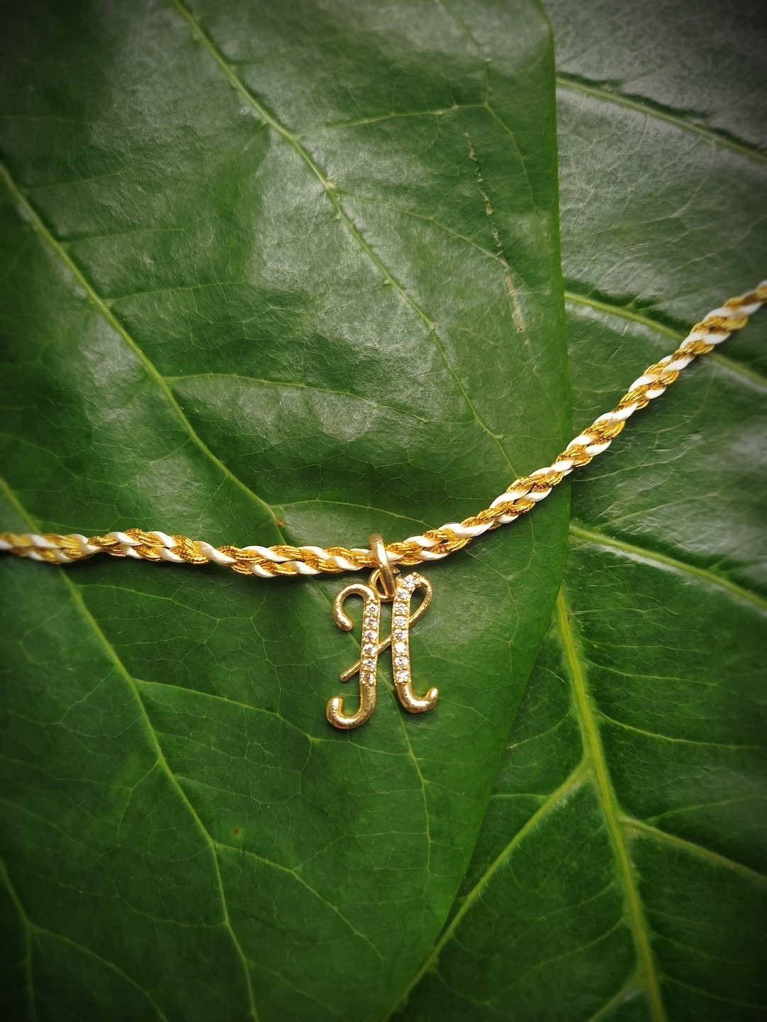 Digital Dress Room Gold & Cream-Coloured Letter H Name Rakhi