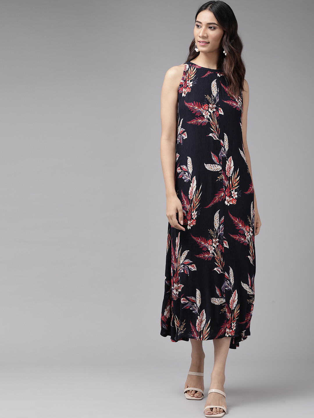 YASH GALLERY Women Navy Blue & Magenta Floral Print Maxi Dress